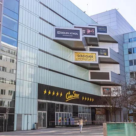 Apartment Business Andel, 10 Min To Centre, Netflix, Paid Parking *