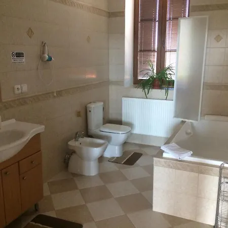 Homestay Nad Helmrovkou