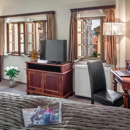 Aurus By Adrez Hotel 4*