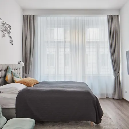Apartment Days - Modern In New Town