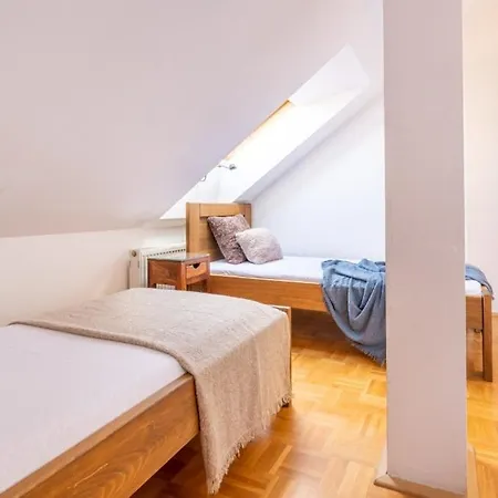 Apartmán Templova - Old Town Large With Terrace