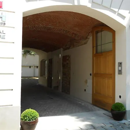 Central Prague Apartments Appartamento *