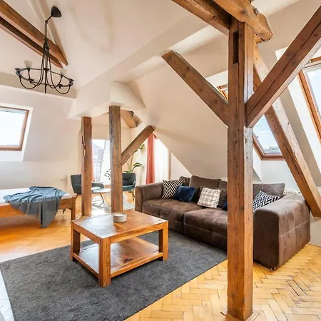 Apartment Stupartska - Tyn Church View With Terrace Prague