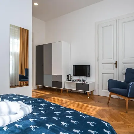 Apartrezidence Opletalova 4*