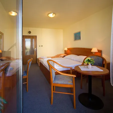 Krystal Hotel Praga