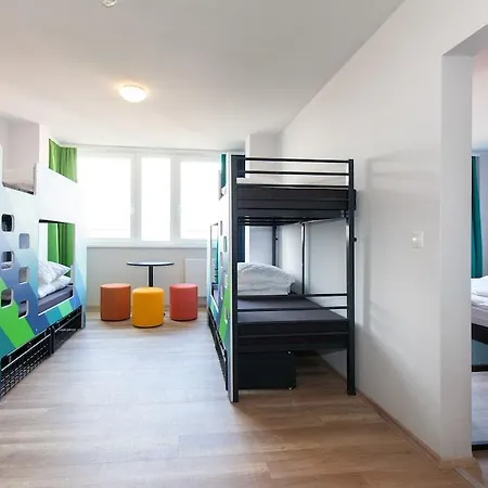 Hostel A&o Rhea *