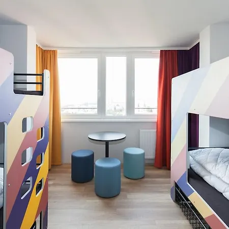 A&o Rhea Hostel *