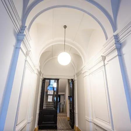 Apartment Legerova *