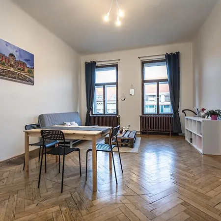 Apartment Legerova *