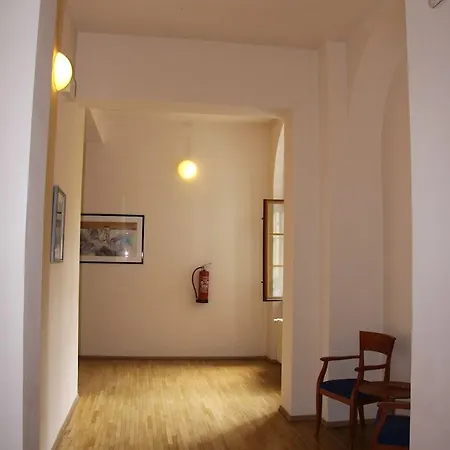 Modra Ruze Aparthotel