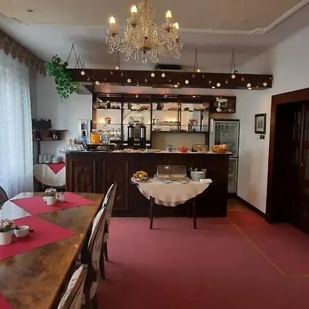 Hotel Excellent 3*