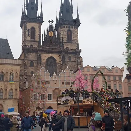 Appartamento Designed Next To Vaclav Square With Terrace And Private Garage Praga
