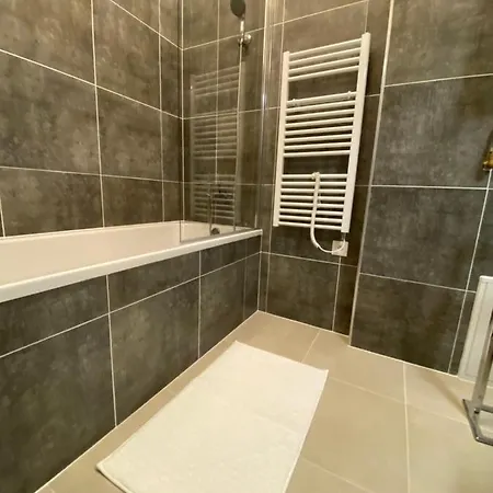Appartamento Designed Next To Vaclav Square With Terrace And Private Garage *