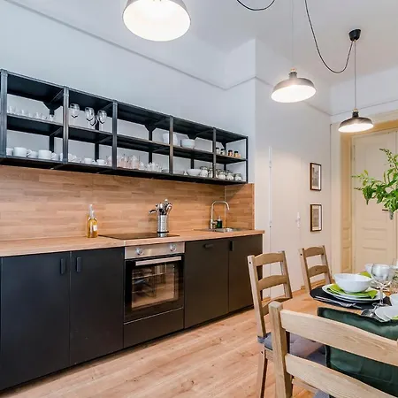 Historic Centre By Michal&friends Apartment