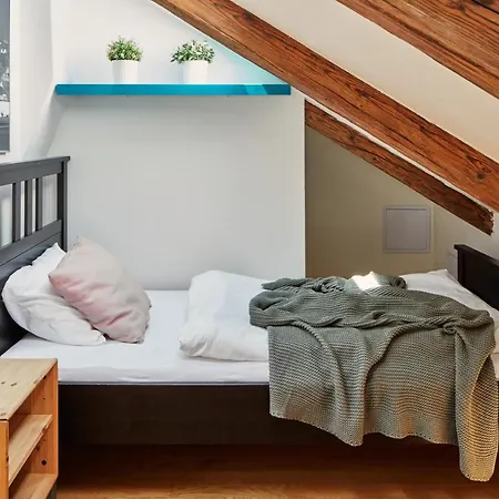 Days - 3bdr Bright Loft - Ac - Location In New Town