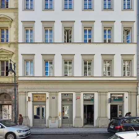 Apartment Days - 3bdr Bright Loft - Ac - Location In New Town *