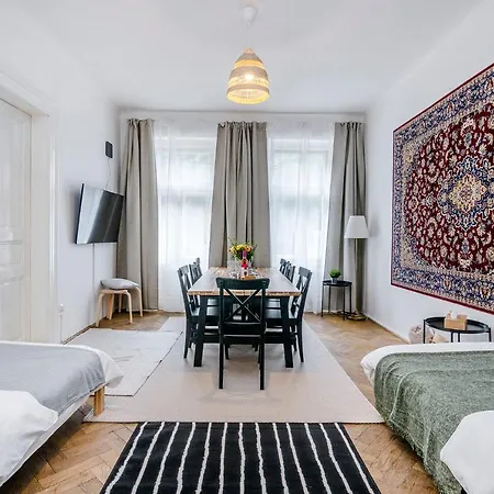 Spacious Apt In Center By Michal&friends Apartamento