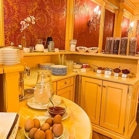 Luxury Family Royal Palace 5* Prága