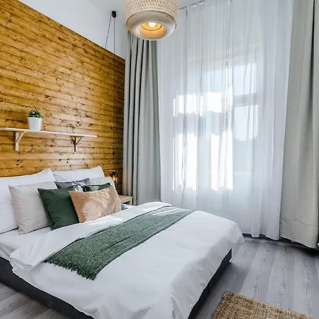 Historic Centre By Michal&friends Apartment
