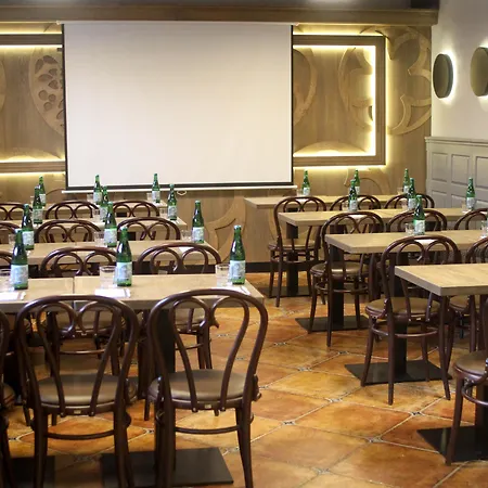 King Charles Boutique Hotel