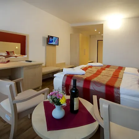 Krystal Hotel