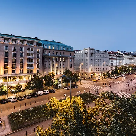 Szálloda Jalta Boutique 5*
