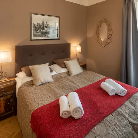 Old Town - Michalska Apartamento 4*
