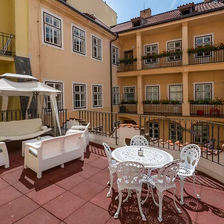 Old Town - Michalska 4* Praga