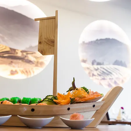 Western Premier Essence Hotel 4*