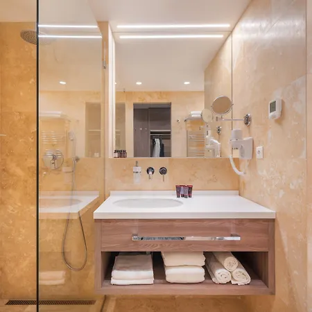Hotell Cube