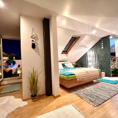 Duplex 2 With Quiet Terrace On Wenceslas Square *