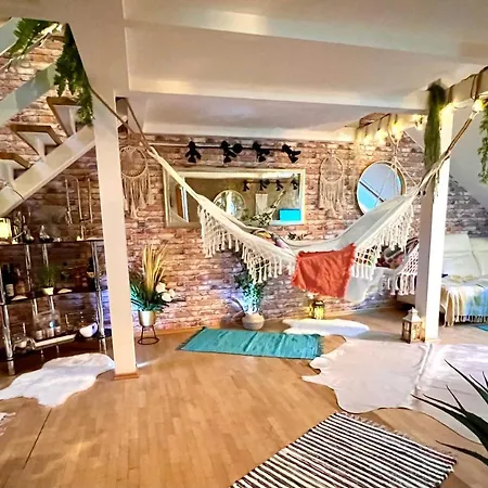 Duplex 2 With Quiet Terrace On Wenceslas Square * Prague