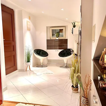 Duplex 2 With Quiet Terrace On Wenceslas Square Apartment *
