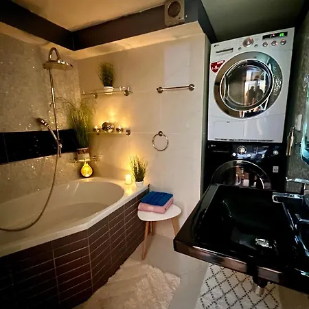 Duplex 2 With Quiet Terrace On Wenceslas Square Apartment *