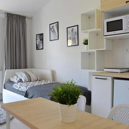 Seifert Apartment