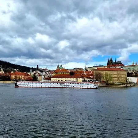 River Koenigstein * Prague