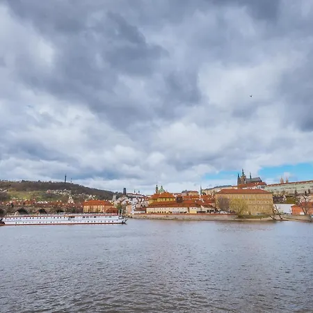 River Koenigstein Botel Prague