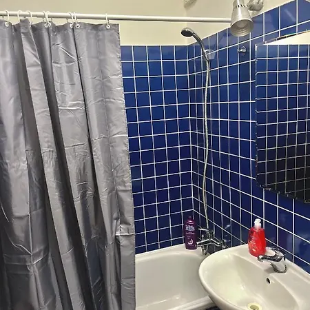 3 Apartman S Balkonem Prague