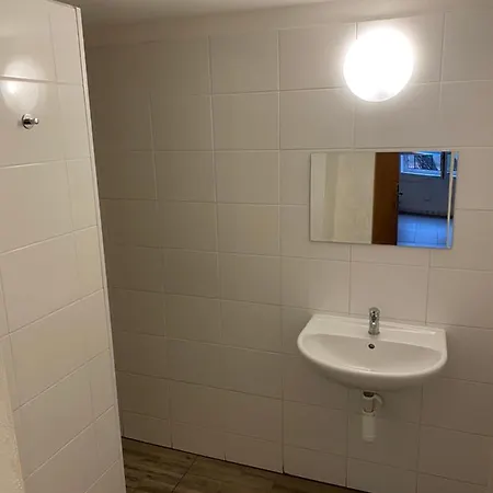 Easy Housing Hostel *