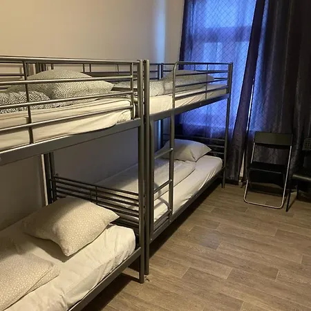 Easy Housing Hostel *