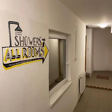 Hostel Easy Housing
