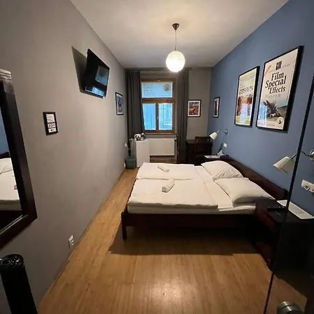 Hotel Central Studios