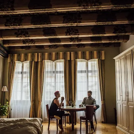 Thunovska Apartmán *