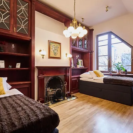 Villa *the Little Castle* With Heated Pool And Sauna Prag