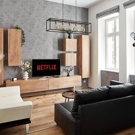 Days - Stylish - Workspace * Prag