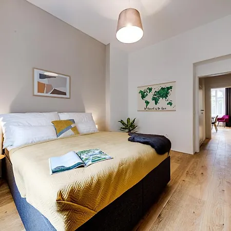 Kaizl Park Aparthotel *