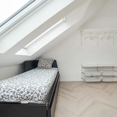 Big 4-bedroom Flat, Terrace With Great Vitkov View