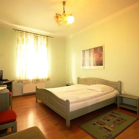 Berg Penzion 3*
