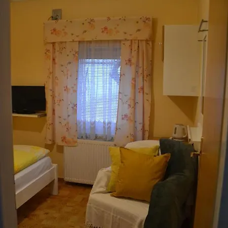 Maison d'hôtes U Akatu 2*