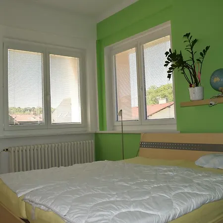 Deluxe Praga